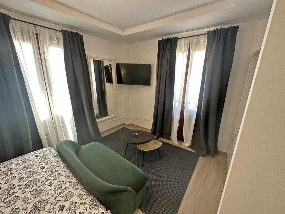 Xxii Apartamentos Morales&Arnal 에스테포나 외부 사진